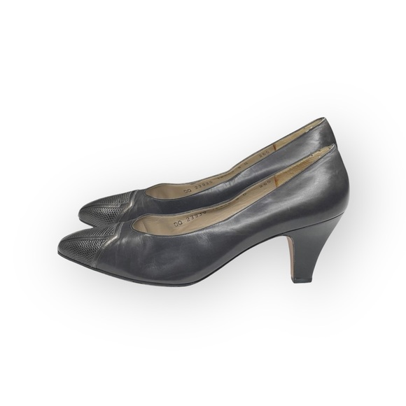 Vintage: Ferragamo x SFA ❀ Inset Croc Embossed Kitten Heel Pumps ❀ Slate Leather - Picture 6 of 16